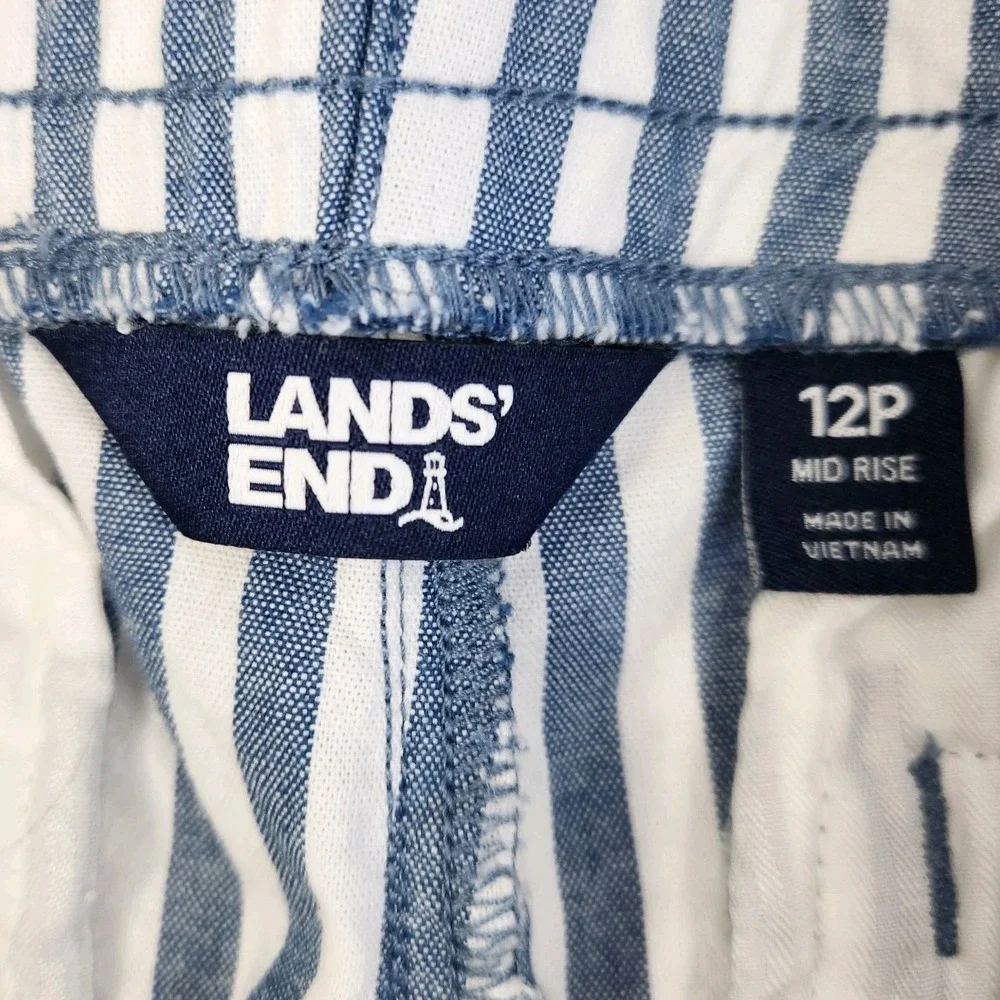 Lands End Womens Shorts Sz 12 Petite 12P Blue White Stripe Pull On‎ Casual Chic